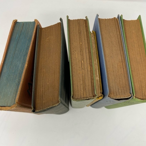 Bundle of 6 Vintage Books - Picture 4 of 7